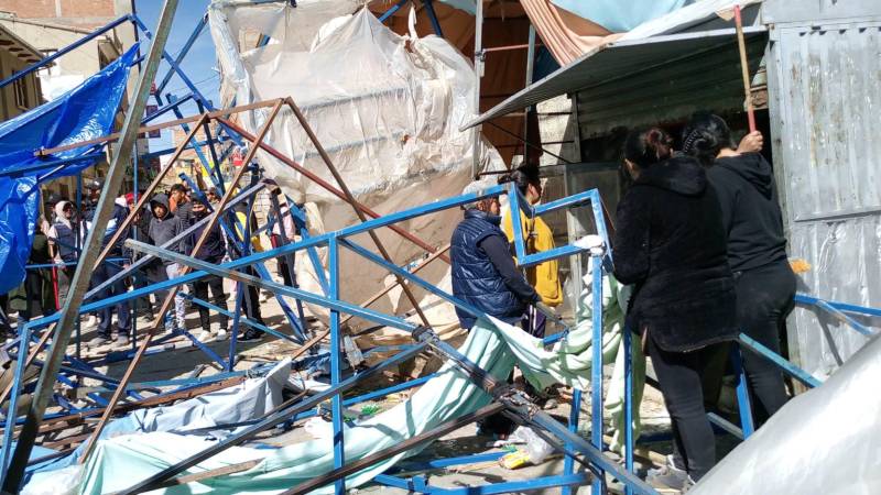 Así quedaron algunos comercios tras el ataque de la turba de bloqueadores. Así quedaron algunos comercios tras el ataque de la turba de bloqueadores.