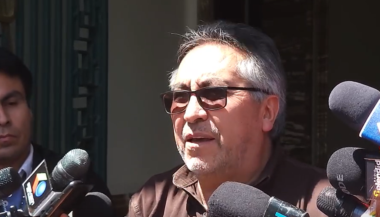 Torrico responde a cívicos cruceños: La ley de combustibles no llegó al Ejecutivo, tiene observaciones, pero la vamos a promulgar Torrico responde a cívicos cruceños: La ley de combustibles no llegó al Ejecutivo, tiene observaciones, pero la vamos a promulgar