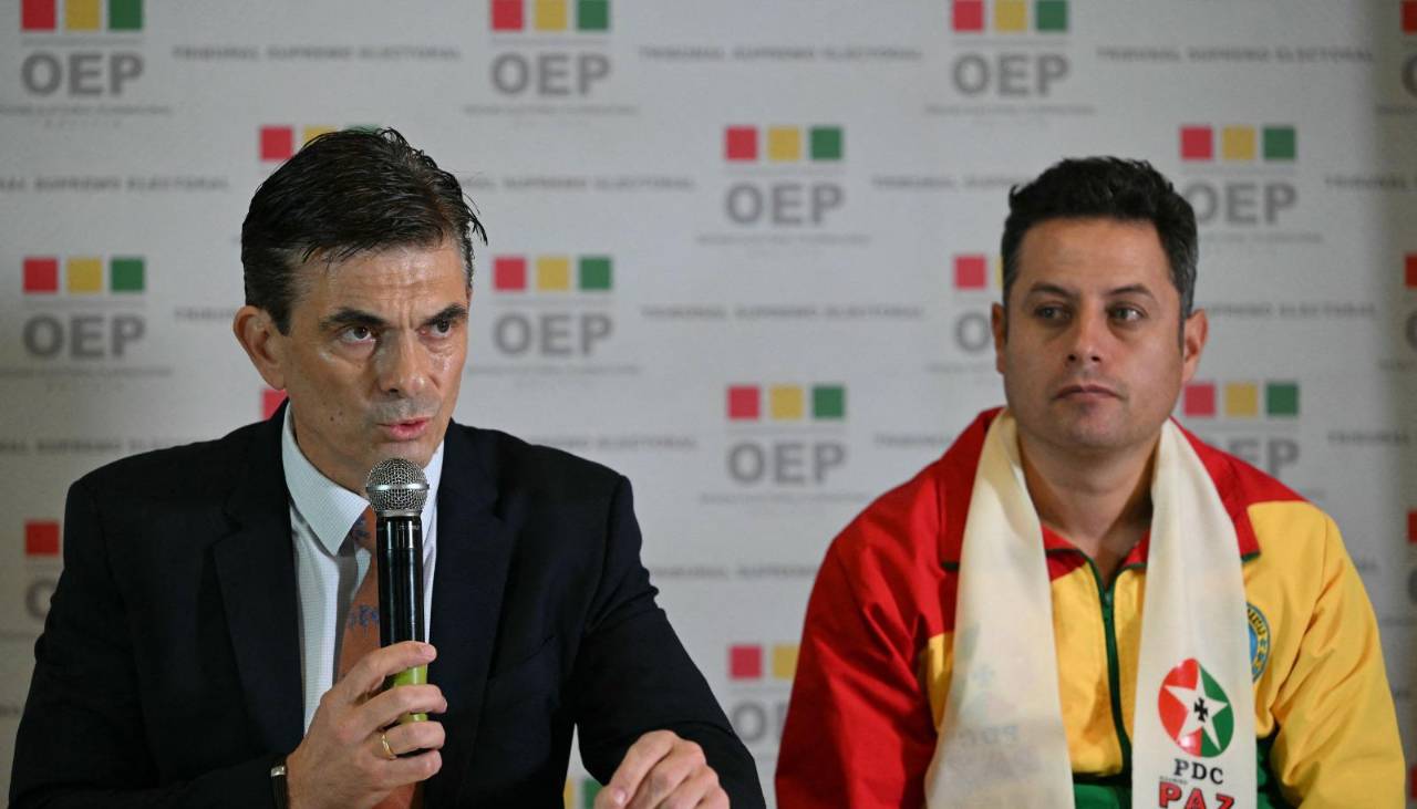 Tribunal Supremo Electoral evaluará la entrega credenciales a Paz y Lara en Sucre Tribunal Supremo Electoral evaluará la entrega credenciales a Paz y Lara en Sucre
