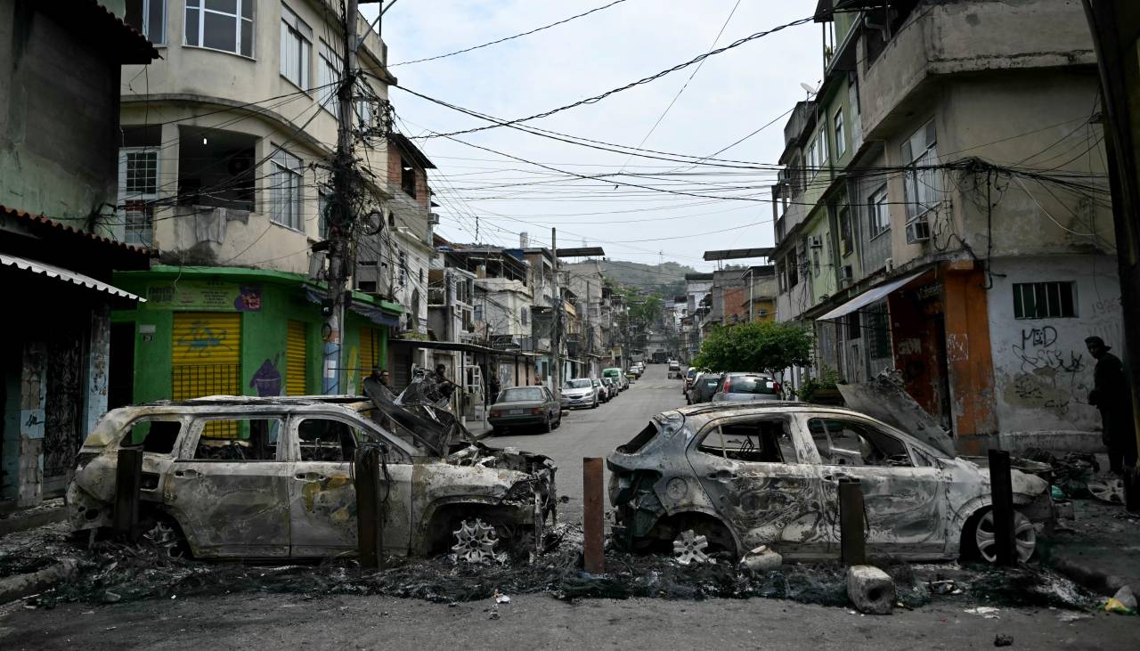 Guerra contra el crimen en Brasil: 64 muertos deja megaoperativo contra el Comando Vermelho en Río Guerra contra el crimen en Brasil: 64 muertos deja megaoperativo contra el Comando Vermelho en Río