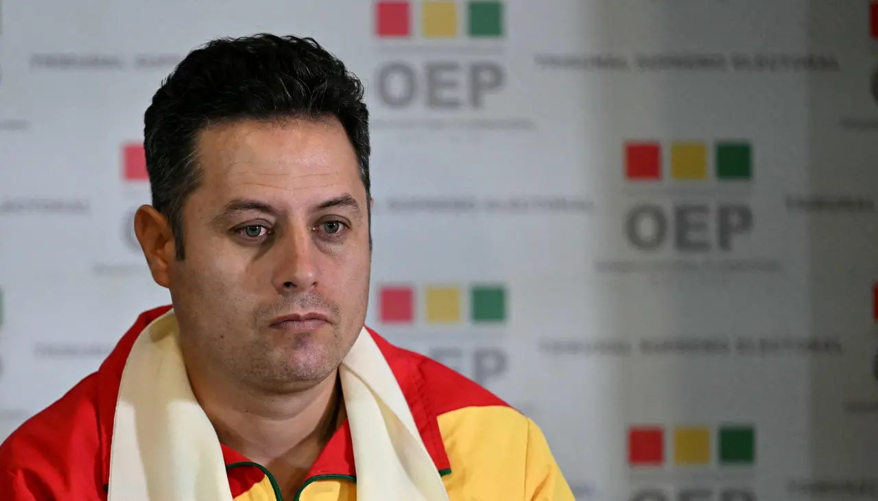 “Es importante primero reestructurar la policía boliviana”, señala Lara sobre el posible retorno de la DEA “Es importante primero reestructurar la policía boliviana”, señala Lara sobre el posible retorno de la DEA
