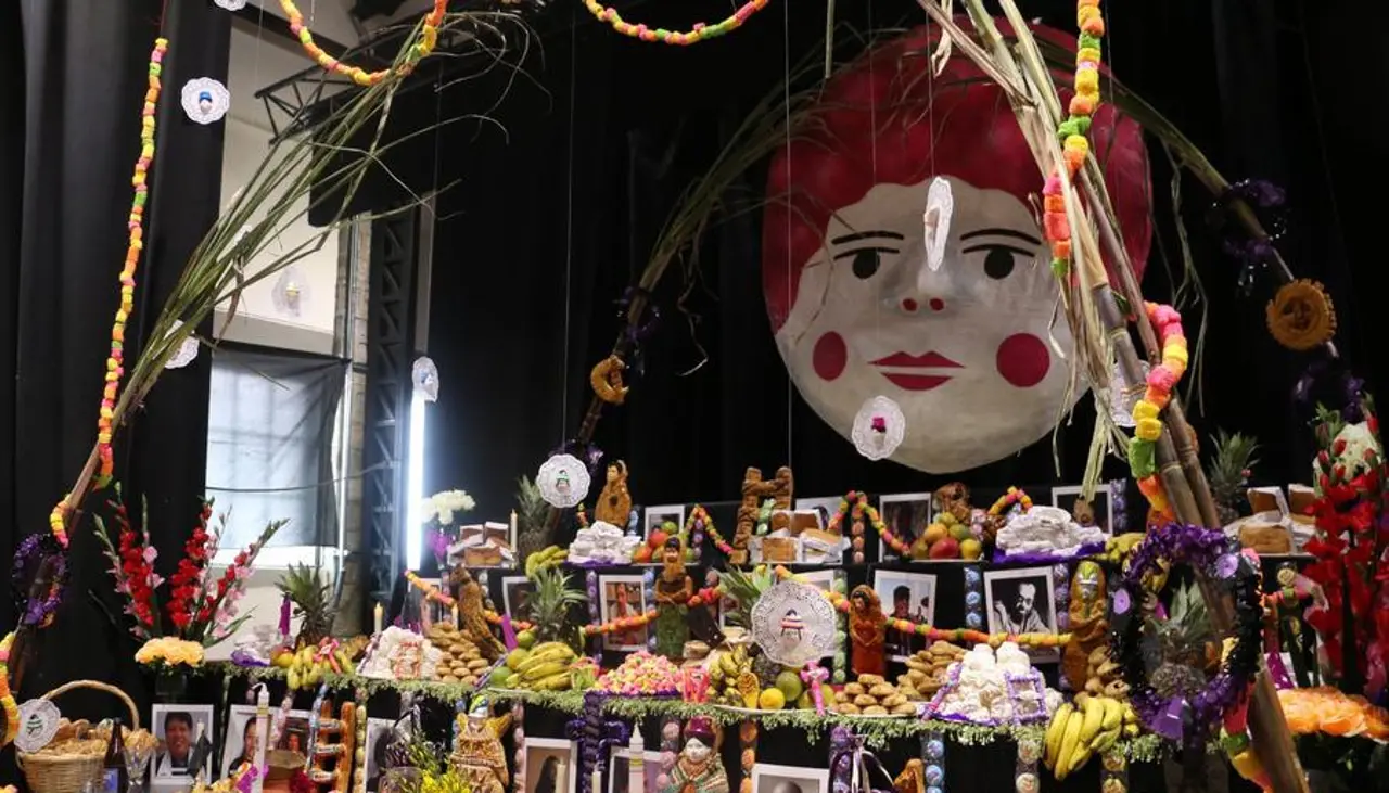 Todos Santos: Feriado largo con escasez de combustible y con precios altos en Bolivia Todos Santos: Feriado largo con escasez de combustible y con precios altos en Bolivia