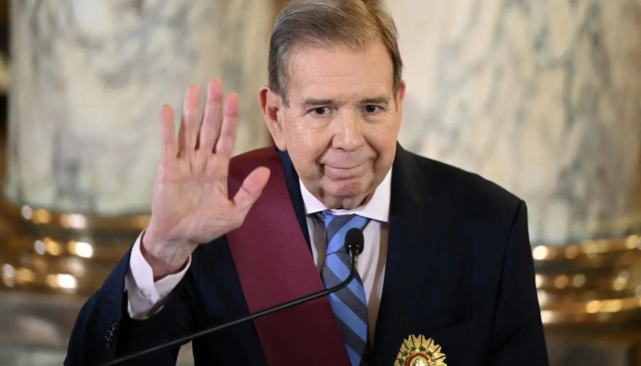 Tuto sugiere invitar a Edmundo González a la posesión de Paz y califica al ALBA como “un club inservible” de “economías fracasadas” Tuto sugiere invitar a Edmundo González a la posesión de Paz y califica al ALBA como “un club inservible” de “economías fracasadas”