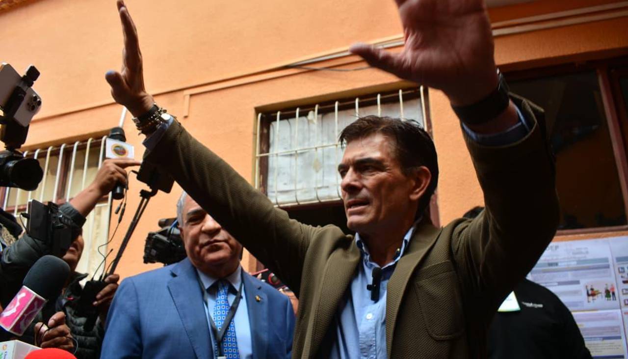 Posesión de Paz: Canciller señala que un invitado canceló y que se espera conocer la lista de asistentes hasta el fin de semana Posesión de Paz: Canciller señala que un invitado canceló y que se espera conocer la lista de asistentes hasta el fin de semana