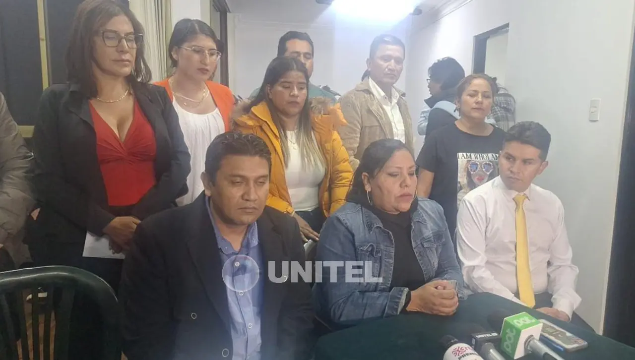PDC elige a Susana Ruiz y a Marlene Miranda como jefas de bancada en el Senado y Diputados PDC elige a Susana Ruiz y a Marlene Miranda como jefas de bancada en el Senado y Diputados