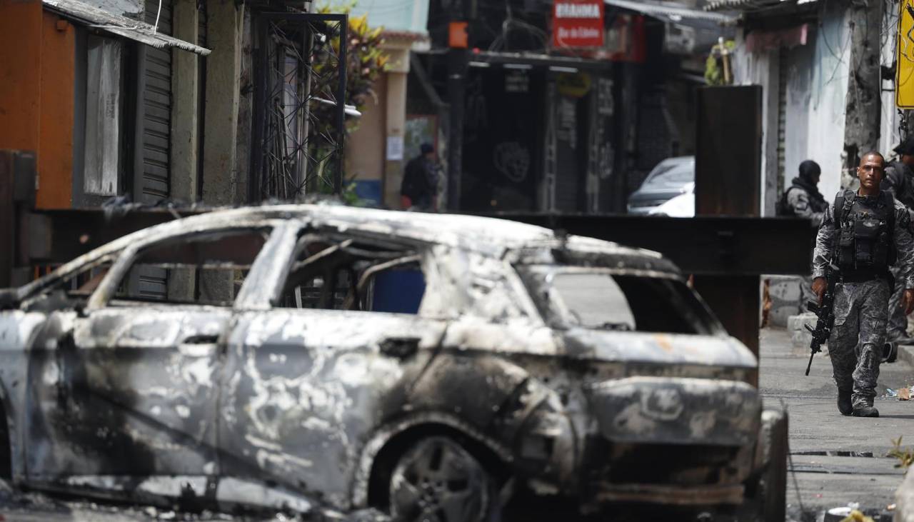 Policía de Bolivia refuerza controles en la frontera con Brasil para evitar ingreso de grupos criminales Policía de Bolivia refuerza controles en la frontera con Brasil para evitar ingreso de grupos criminales