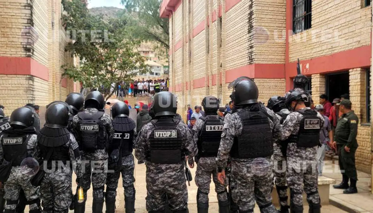 Atacan con cuchillo a un reo en el penal de El Abra Atacan con cuchillo a un reo en el penal de El Abra