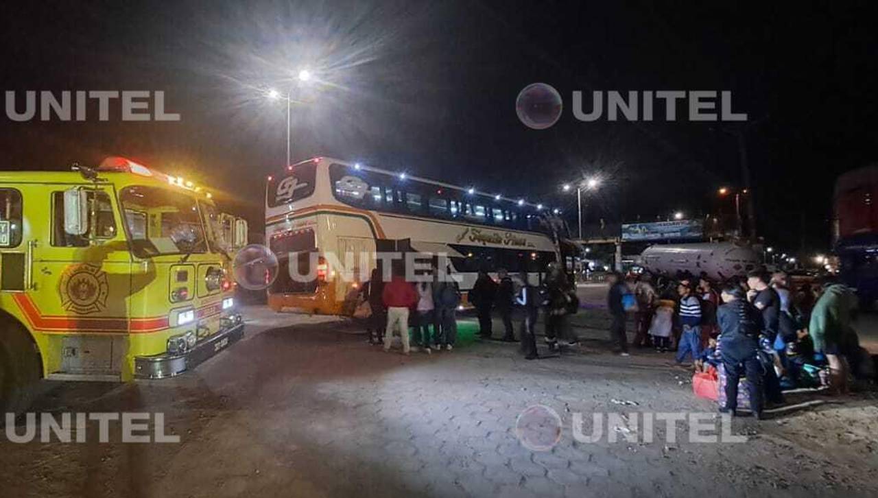 Se registra un incendio en un bus que iba de Santa Cruz a Sucre Se registra un incendio en un bus que iba de Santa Cruz a Sucre