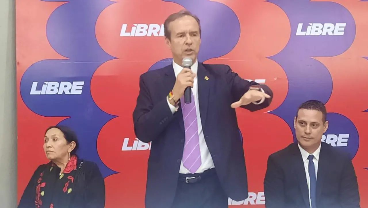 Tuto niega ‘dedazo’ en la elección de jefes de bancada de la Alianza Libre Tuto niega ‘dedazo’ en la elección de jefes de bancada de la Alianza Libre