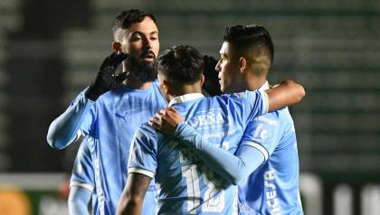Minuto a minuto: Bolívar estira su ventaja sobre Tomayapo con un golazo de Algarañaz (2-0)