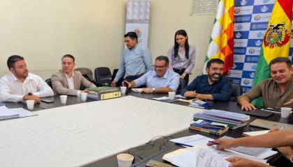 Caso Piso Firme: Se instala la reunión técnica entre gobernadores de Santa Cruz y Beni