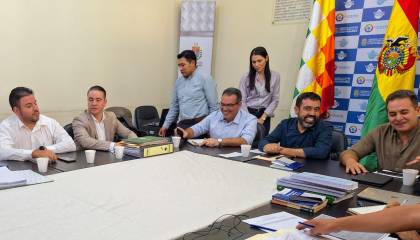 Caso Piso Firme: Avanza la reunión técnica entre gobernadores de Santa Cruz y Beni