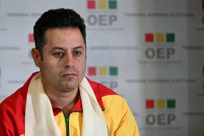 “Es importante primero reestructurar la policía boliviana”, señala Lara sobre el posible retorno de la DEA “Es importante primero reestructurar la policía boliviana”, señala Lara sobre el posible retorno de la DEA
