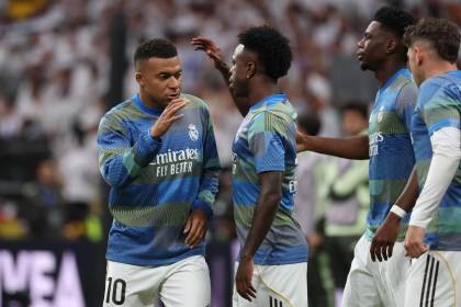 Minuto a minuto: Real Madrid y Barcelona se enfrentan por la cima del fútbol español (0-0) Minuto a minuto: Real Madrid y Barcelona se enfrentan por la cima del fútbol español (0-0)
