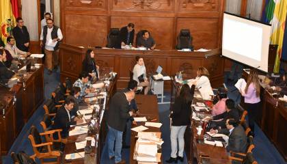 Comisiones legislativas tienen listas denuncias penales contra vocales y jueces que anularon elecciones judiciales, afirma senador Padilla