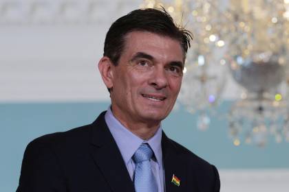 Alfombra roja y auto descapotable: Así será la posesión de Rodrigo Paz, según viceministro Torrico Alfombra roja y auto descapotable: Así será la posesión de Rodrigo Paz, según viceministro Torrico