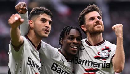 Bayer Leverkusen golea al Eintracht y estira su invicto a 48 partidos sin perder