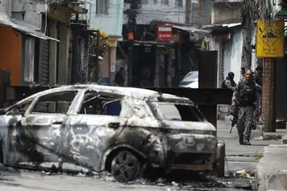 Policía de Bolivia refuerza controles en la frontera con Brasil para evitar ingreso de grupos criminales Policía de Bolivia refuerza controles en la frontera con Brasil para evitar ingreso de grupos criminales