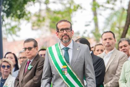 “Vamos a acompañar este paso importante para la democracia”; Camacho viajará a La Paz para la posesión de Rodrigo  “Vamos a acompañar este paso importante para la democracia”; Camacho viajará a La Paz para la posesión de Rodrigo