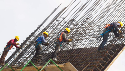 Constructores piden abordar el incremento salarial en mesas sectoriales, separado de cálculos políticos