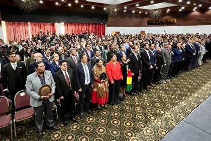 La nueva Asamblea Legislativa arranca la transición después de recibir las credenciales La nueva Asamblea Legislativa arranca la transición después de recibir las credenciales