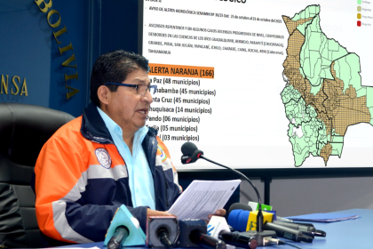 Viceministerio de Defensa Civil emite alerta por riesgo de desborde de ríos en 166 municipios Viceministerio de Defensa Civil emite alerta por riesgo de desborde de ríos en 166 municipios