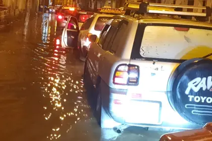 ¡Alerta La Paz! Tormentas eléctricas amenazan con desbordes de ríos ¡Alerta La Paz! Tormentas eléctricas amenazan con desbordes de ríos