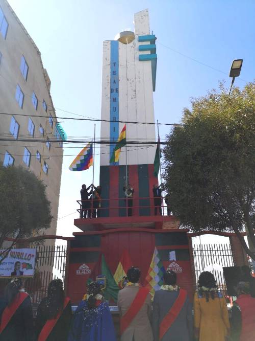 El monumento al Faro de Murillo. El monumento al Faro de Murillo.
