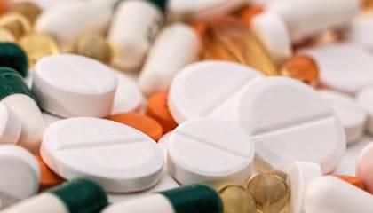 “Solo dan paracetamol”: Denuncian falta de medicamentos y atención en la CNS, CPS y el sistema público de salud en Santa Cruz