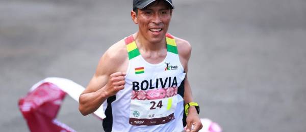 Garibay lleva a Bolivia al podio al ganar la media maratón de Río de Janeiro 