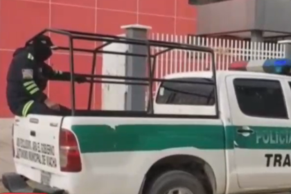 Viacha: Buscan a ‘minibusero’ que embistió a motociclista y se negó a socorrerlo 