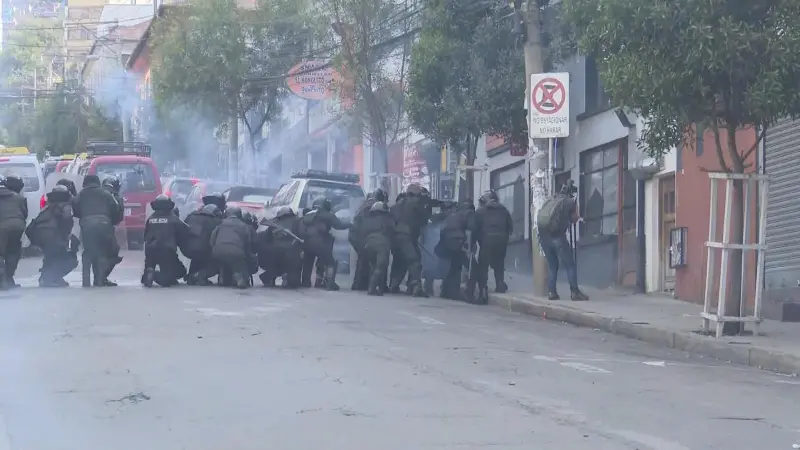 Los conflictos de los ùltimos dìas se centraron en La Paz, en zonas aledañas al TSE Los conflictos de los ùltimos dìas se centraron en La Paz, en zonas aledañas al TSE