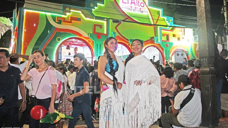El cholet es uno de los espacios más llamativos del predio ferial El cholet es uno de los espacios más llamativos del predio ferial