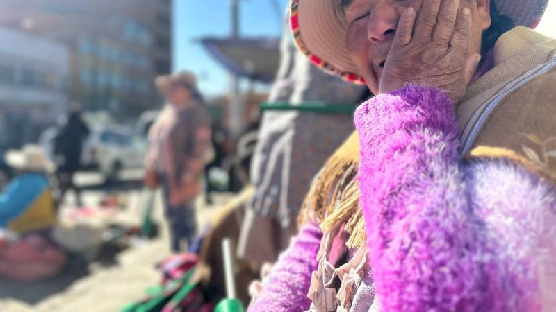 Una de las comerciantes movilizadas en la marcha del ‘cacerolazo’ en La Paz. Una de las comerciantes movilizadas en la marcha del ‘cacerolazo’ en La Paz.