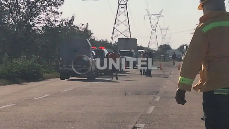 Distintas unidades llegaron al lugar Distintas unidades llegaron al lugar