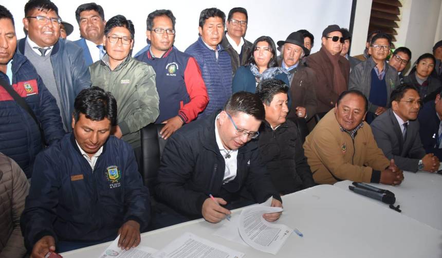 Fejuve de El Alto logra compromiso del Gobierno para invertir más de Bs 200 millones tras amenazas de bloqueos