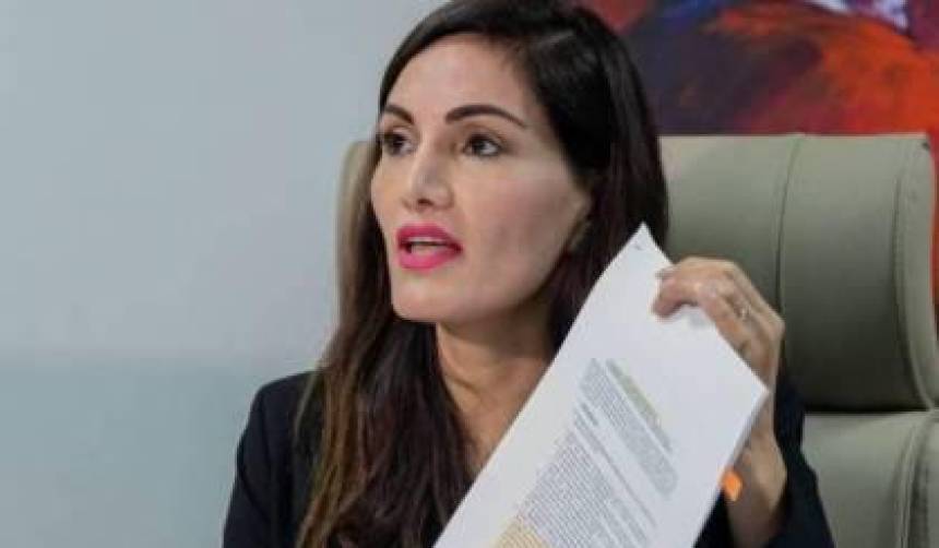 Andrea Daza revela los motivos de su renuncia a la Alcaldía municipal cruceña 