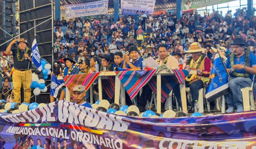 Evistas amenazan con movilización nacional en caso de inhabilitar a Morales, proscribir al MAS o entregar la sigla a “usurpadores”