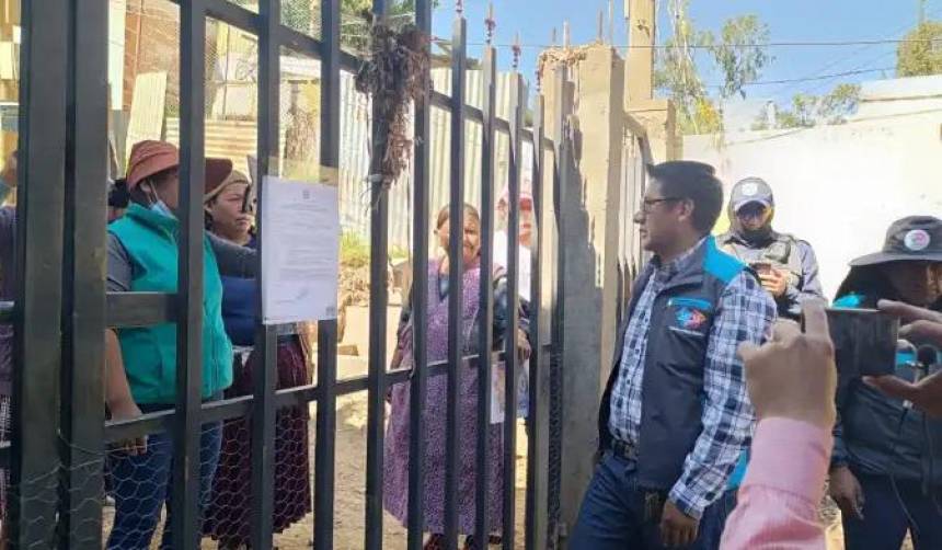 La Paz: Alcaldía denuncia que construcciones en un cerro de Aranjuez dañan área protegida 