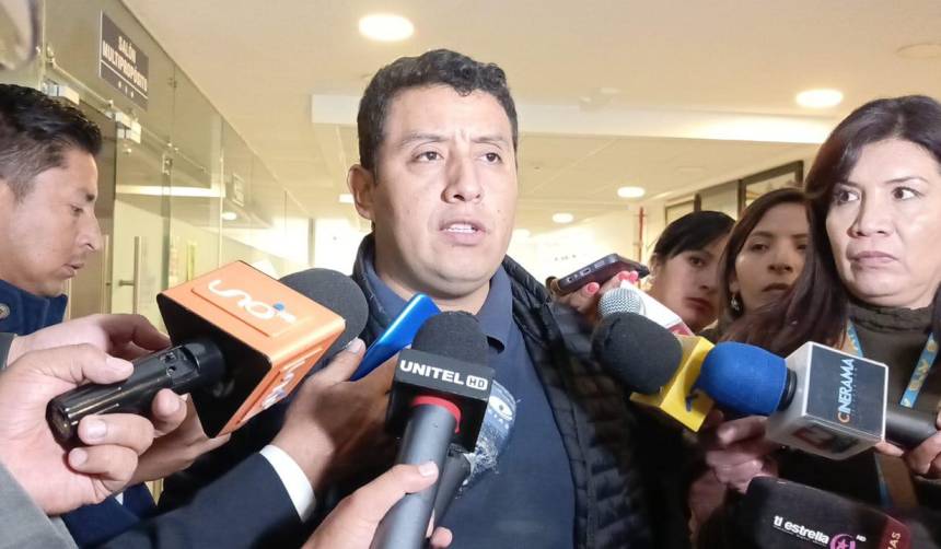 Comisiones alistan informe sobre la truncada selección de candidatos y dejan las judiciales en manos de Choquehuanca