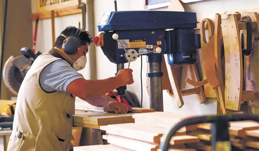 Micro y pequeñas empresas recortan 30% del personal debido a la crisis económica