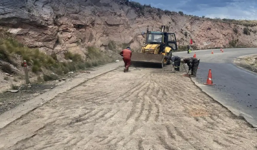 Restringen por 120 días la circulación en la carretera Cochabamba – Oruro 