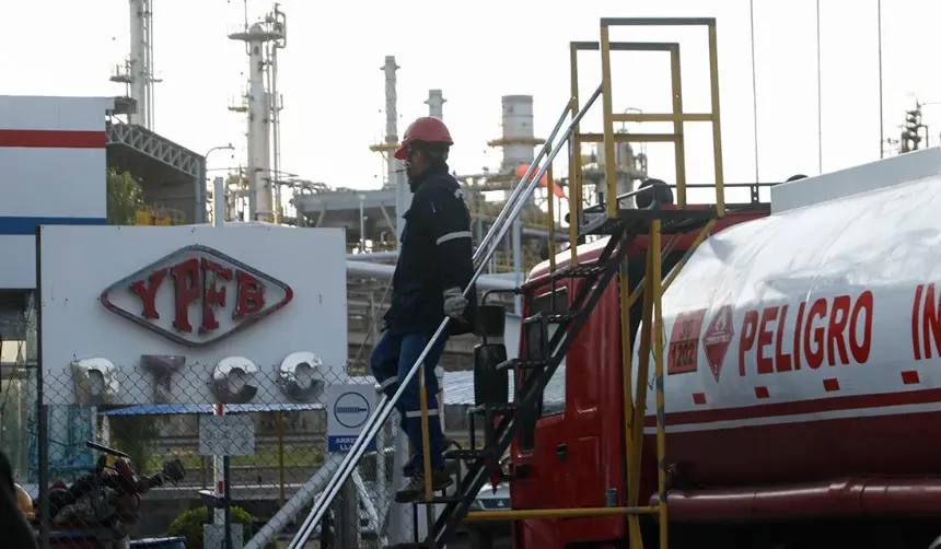 Rodrigo Paz dice que hay “mafias en YPFB, la ANH y el Ministerio de Hidrocarburos”