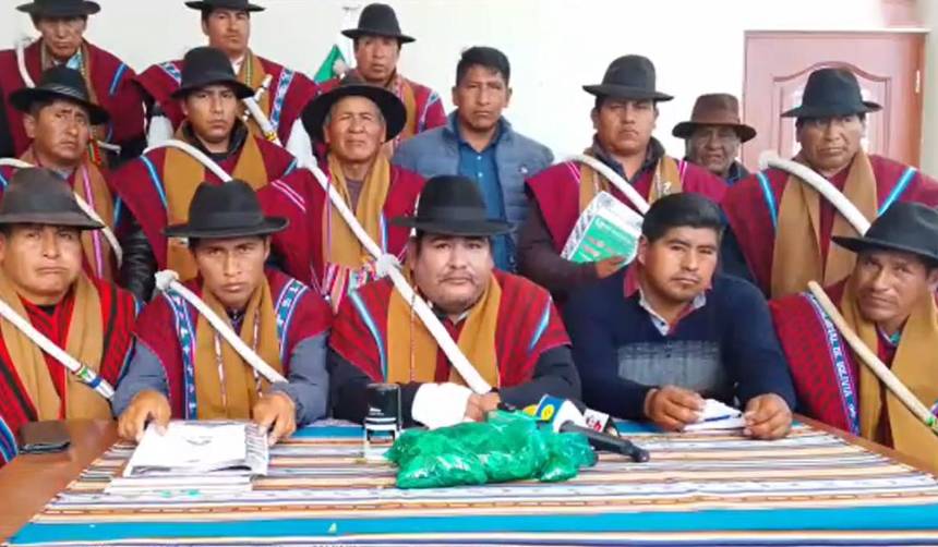 Campesinos de Túpac Katari dicen que no acudirán al diálogo y esperan respuesta del Gobierno a su pedido de cinco puntos