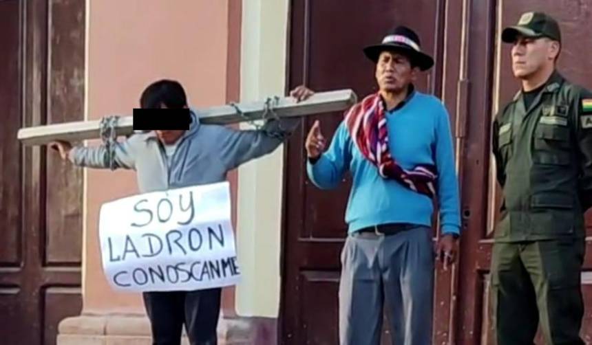 “Hubiera terminado carbonizado”: Casi linchan a un hombre acusado de robar en varias casas en Potosí 