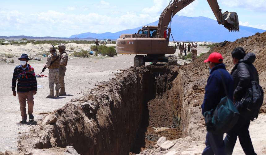 “Somos respetuosos de las decisiones soberanas de los Estados”, dice el canciller sobre zanjas en la frontera con Chile