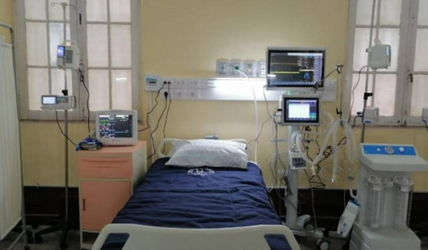 Trabajadores de salud deben llevar sus propios insumos de limpieza de hospitales por la escasez, denuncia dirigente