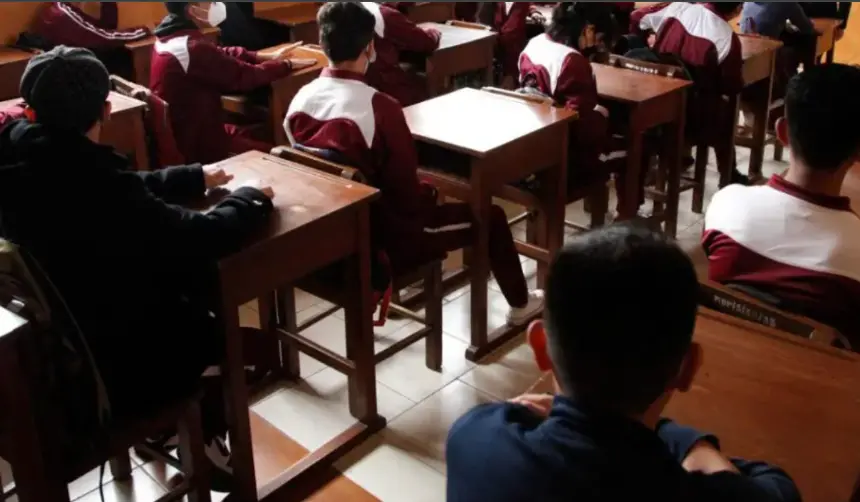 Gobierno: Desde este lunes estudiantes retornan a aulas en todo el país y se evalúa la fecha de cierre de la gestión escolar