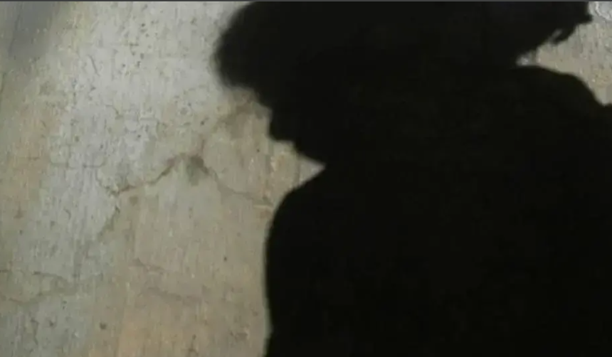 Difunden imágenes sobre cómo vivía el boliviano acusado de violar a su hija en España