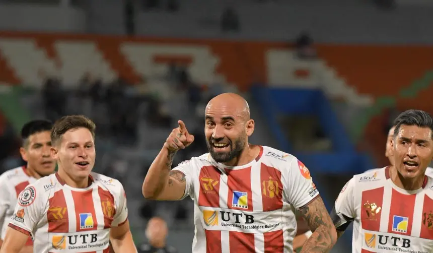 Independiente da la vuelta el partido y vence a Aurora por 3-2 en Cochabamba